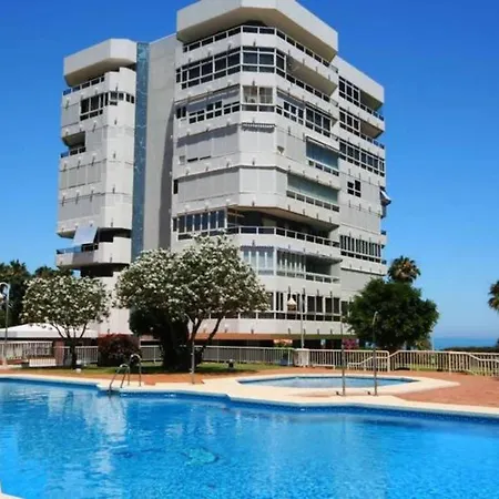 Luxury Penthouse 4 Bedrooms Facing The Sea Апартаменты Торремолинос